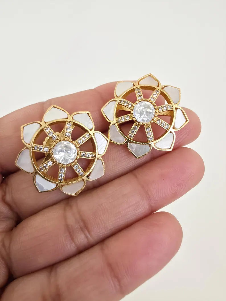 White Moissanite Polki Antique Dull Gold Stud Earrings /Indian Jewelry /Statement Stud Earrings/Victorian Stud Earring/Cz Studs/Diamond Stud