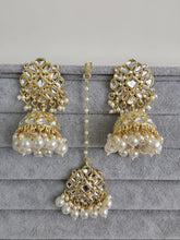 Gold Kundan Tikka w/Earring Set/ Indian Bridal Maang Tikka /Teeka Tika Headpiece Handmade Pearl Jewelry For Women Bollywood