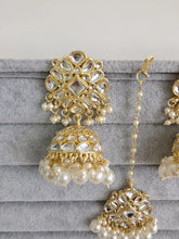 Gold Kundan Tikka w/Earring Set/ Indian Bridal Maang Tikka /Teeka Tika Headpiece Handmade Pearl Jewelry For Women Bollywood