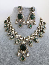 Green Moissanite Polki Kundan Necklace/Designer Kundan Choker/Bollywood Jewelry/Indian wedding/Bridal jewelry/Pakistani/Punjabi,Premium set