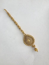 Gold Maang tikka/Kundan Tikka/Indian forhead Jewelry/Indian Wedding Jewelry/Pakistani Jewelry/Jhoomer/Matha patti/Tikka