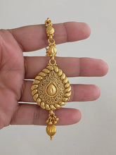 Gold Maang tikka/Kundan Tikka/Indian forhead Jewelry/Indian Wedding Jewelry/Pakistani Jewelry/Jhoomer/Matha patti/Tikka