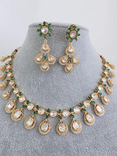 Green Moissanite Kundan Necklace/Indian Kundan Set /Bollywood Jewelry/Indian wedding/Bridal Indian Wedding/Pakistani/Punjabi