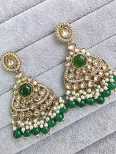 Green Kundan Earrings/Indian Earrings/pearl Earring/Pakistani Earrings/Statement Earrings/Long chandelier/bridal earrings