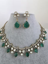 Green Doublet Moissanite Kundan Necklace/Kundan Choker/Bollywood Jewelry/Indian wedding/Bridal jewelry/Indian Wedding/Pakistani/Punjabi