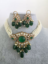 Green Doublet Moissanite Pearl Kundan Necklace/Kundan Choker/Bollywood Jewelry/Indian wedding/Bridal jewelry/Pakistani/Punjabi