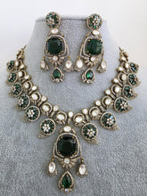 Green Moissanite Polki Kundan Necklace/Designer Kundan Choker/Bollywood Jewelry/Indian wedding/Bridal jewelry/Pakistani/Punjabi,Premium set
