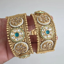 Ruby Grren premium KundanGold-plated Polki openable bangle pair/Statement Kada/Kundan Bangles/Bridal Bangle/Indian Wedding/Pakistani/Punjabi