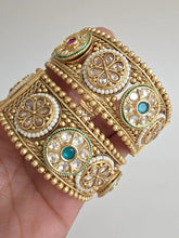Ruby Grren premium KundanGold-plated Polki openable bangle pair/Statement Kada/Kundan Bangles/Bridal Bangle/Indian Wedding/Pakistani/Punjabi