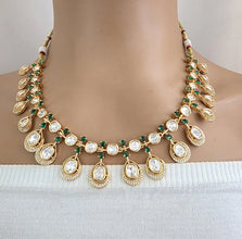Green Moissanite Kundan Necklace/Indian Kundan Set /Bollywood Jewelry/Indian wedding/Bridal Indian Wedding/Pakistani/Punjabi