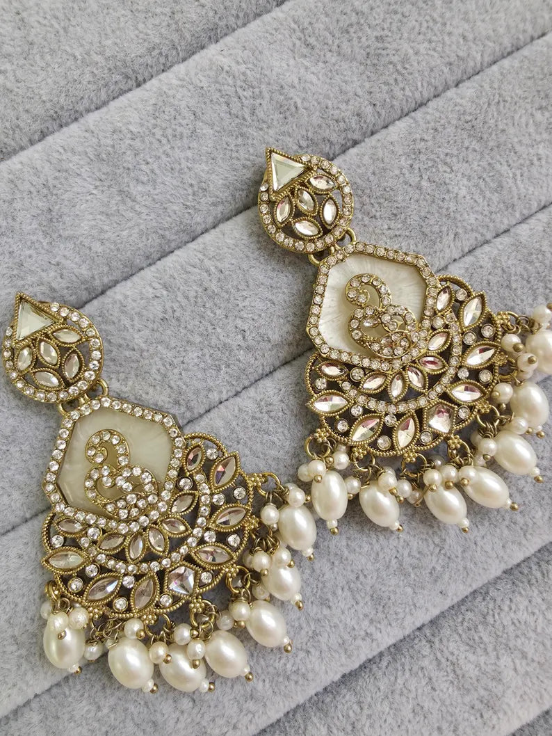 White Shadow stone Kundan Long Earrings/Indian Earrings/pearl Earrings/Pakistani Earrings/Statement Earrings/Long chandelier