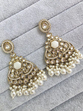 White Kundan Earrings/Indian Earrings/pearl Earring/Pakistani Earrings/Statement Earrings/Long chandelier/bridal earrings