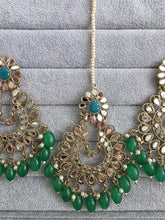 Green Mirror Tikka Earrings set/Maang Tikka/Teeka/Tika/MirrorJewelry/Bollywood/Pakistani/Bridesmaid Gifts/Bridal/Indian Wedding