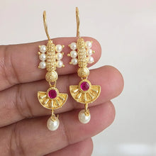 Dainty Gold Wire Earrings /Maharashtrian Bugdi gold plated Earrings /Indian Earrings /South Indian,Antique Bugadi wire earrings 40mm Length