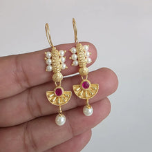 Dainty Gold Wire Earrings /Maharashtrian Bugdi gold plated Earrings /Indian Earrings /South Indian,Antique Bugadi wire earrings 40mm Length