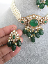 Green Doublet Moissanite Pearl Kundan Necklace/Kundan Choker/Bollywood Jewelry/Indian wedding/Bridal jewelry/Pakistani/Punjabi