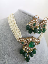 Green Doublet Moissanite Pearl Kundan Necklace/Kundan Choker/Bollywood Jewelry/Indian wedding/Bridal jewelry/Pakistani/Punjabi