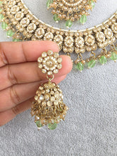 Mint Green Shadow Stone Kundan Necklace Set/ Bollywood Jewelry/ Indian jewelry/ Pakistani necklace/Punjabi/bridal necklace/Indian wedding