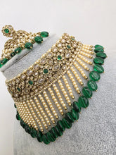 Emerald Green Antique Polki Kundan Choker Necklace, Polk Necklace, Indian jewelry, Pakistani necklace, punjabi necklace, bridal wedding