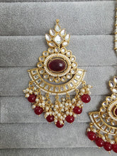 Maroon Red Kundan Tikka Earrings Set /Indian Bridal Maang Tikka set/ Kundan earrings/ Jaggo, Mayya Jewelry/ Indian jewelry/ Bridesmaid Gift