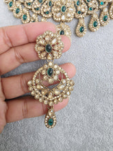 Green Shadow Stones Kundan Necklace Set/Stone Kundan Choker/Bollywood Jewelry/ Indian jewelry/Pakistani necklace/ punjabi/indian wedding