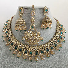 Green Stones Kundan Necklace Set/ Kundan Choker/Bollywood Jewelry/ Indian jewelry/Pakistani necklace/ punjabi/bridal necklace/indian wedding