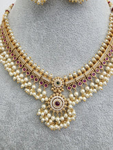RubyGreen Antique Gold Necklace, South Indian Jewelry, Temple Jewelry, Guttapusalu Necklace, Kemp Jewelry, Wedding necklace, Gold Necklace