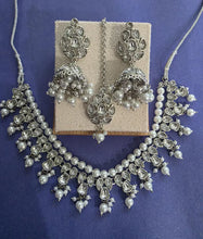 Silver Pearl Kundan necklace set/Statement necklace/Indian Jewelry/Pakistani Jewelry set/Wedding necklace/Bridal necklace