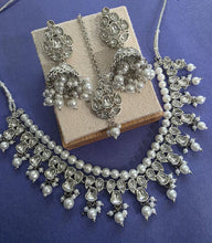 Silver Pearl Kundan necklace set/Statement necklace/Indian Jewelry/Pakistani Jewelry set/Wedding necklace/Bridal necklace