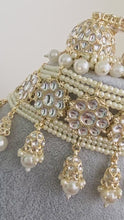 White Pearl Kundan Necklace Set/Kundan Choker/ Bollywood Jewelry/ Indian jewelry/ Pakistani necklace/ punjabi necklace/bridal/indian wedding
